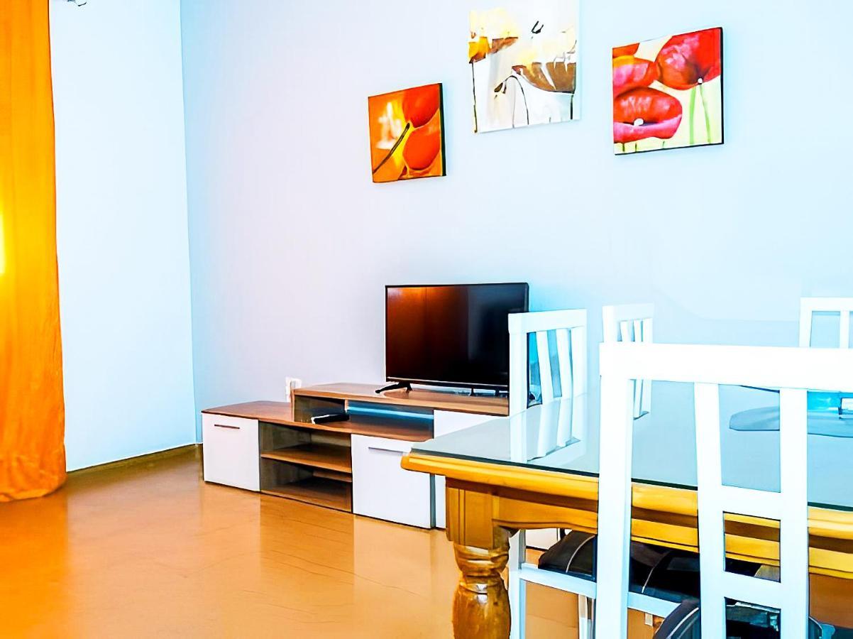 Apartamentos Garaje & Aire & Wifi & Solo Familias Y Parejas Conil De La Frontera Exterior photo