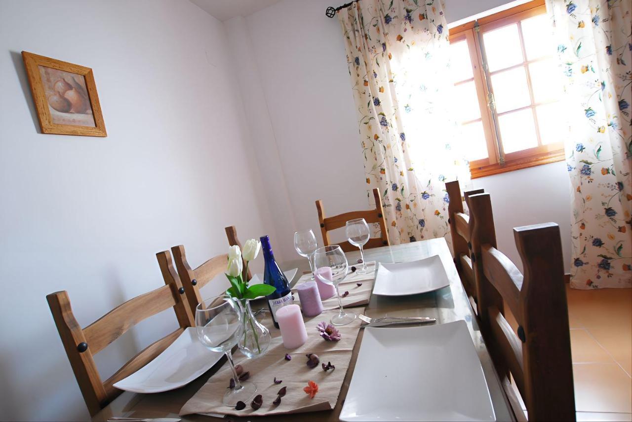 Apartamentos Garaje & Aire & Wifi & Solo Familias Y Parejas Conil De La Frontera Exterior photo