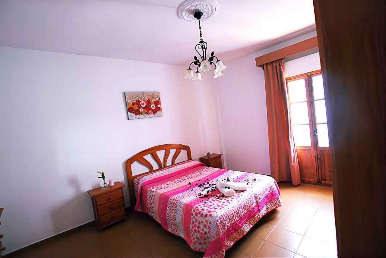 Apartamentos Garaje & Aire & Wifi & Solo Familias Y Parejas Conil De La Frontera Exterior photo