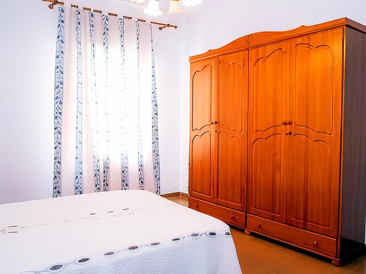 Apartamentos Garaje & Aire & Wifi & Solo Familias Y Parejas Conil De La Frontera Exterior photo